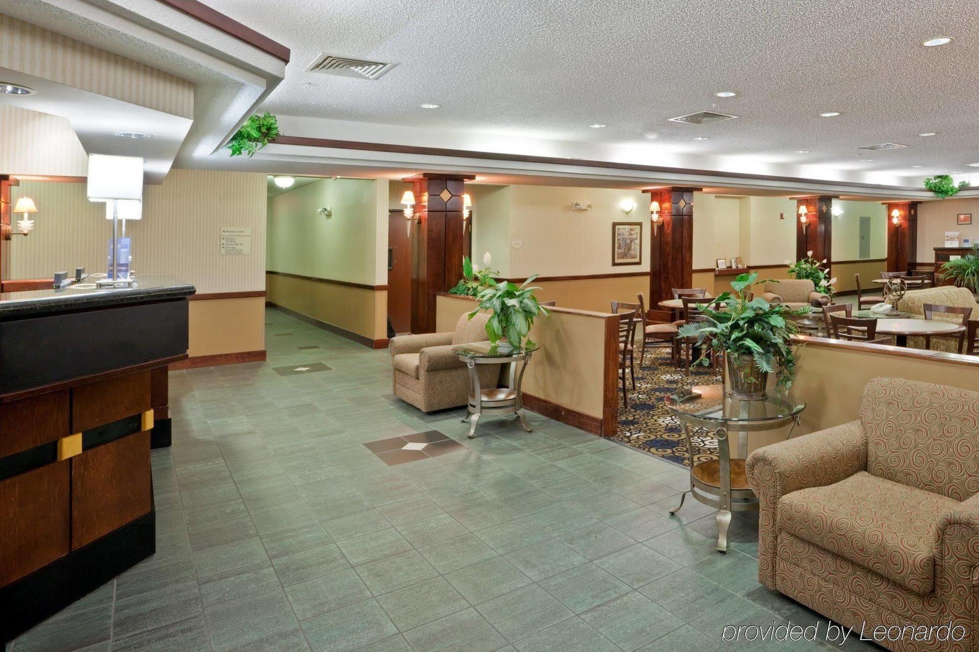 Windsor Inn & Suites Додж Сити Екстериор снимка